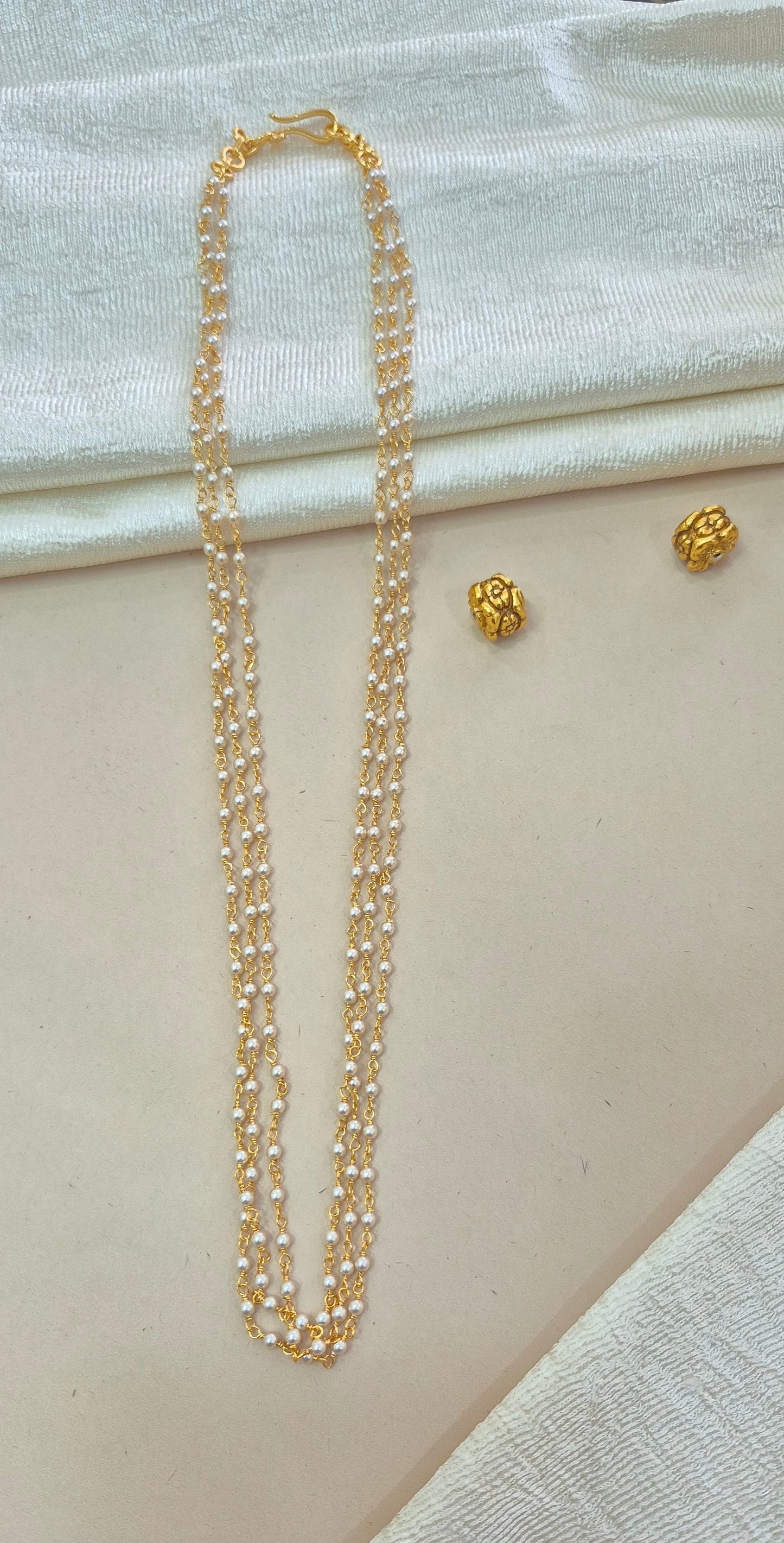 Swarovski pearls 3 layer chain