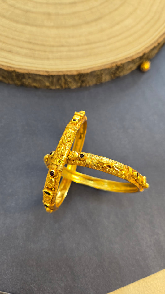 Nagas Mango motifs bangle