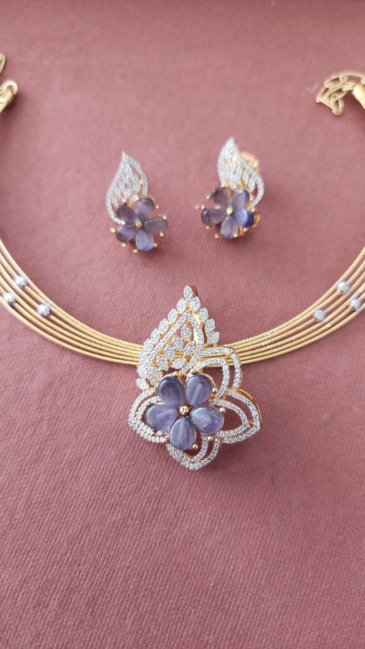 Hasli with lavender stone Victorian pendant set