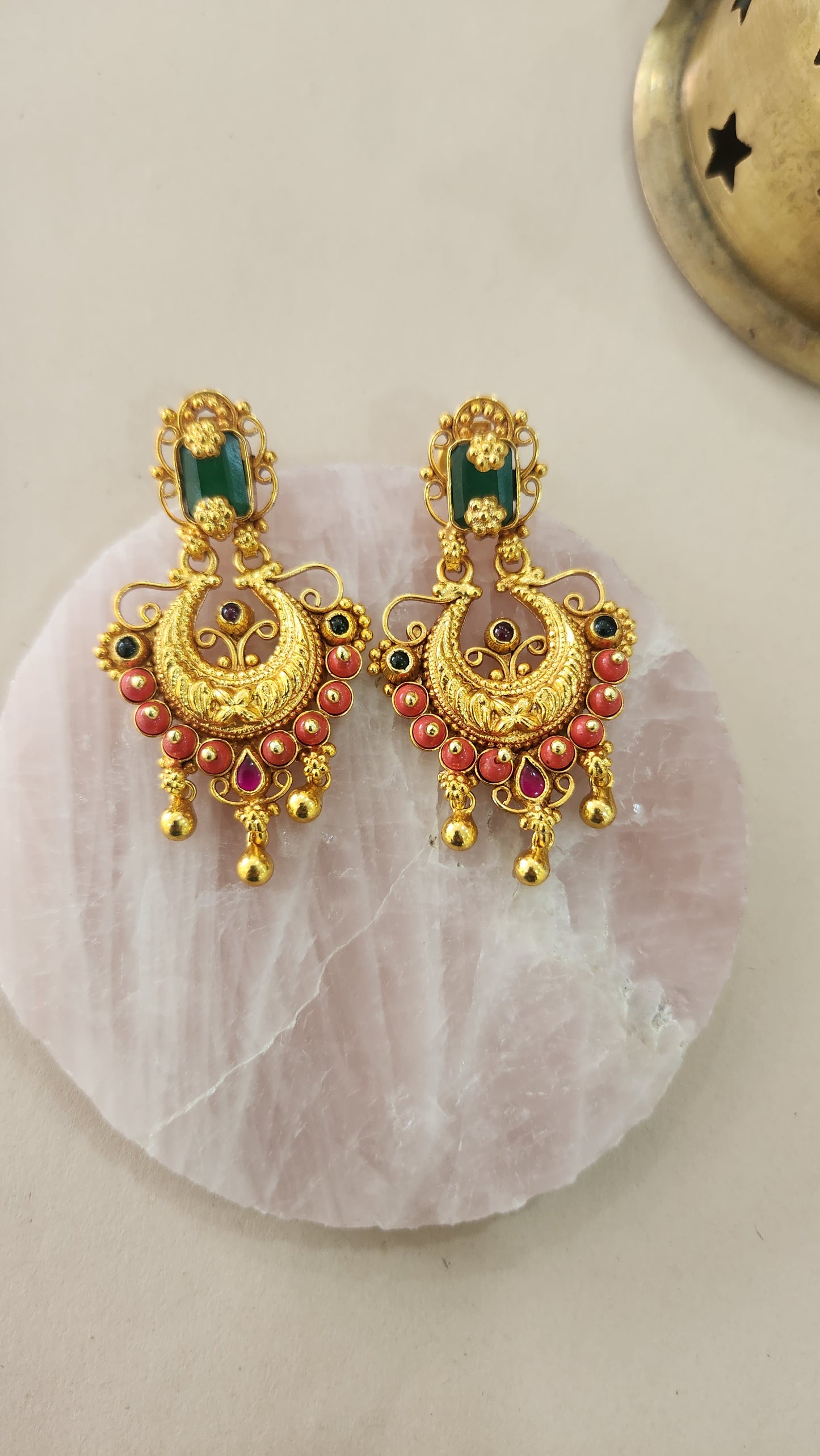 Coral and green stone Nakas Chandbali