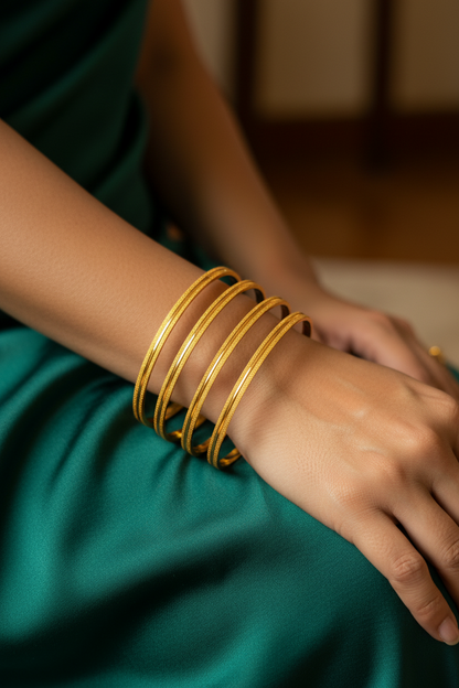 Plain single gold line bangles 2.4