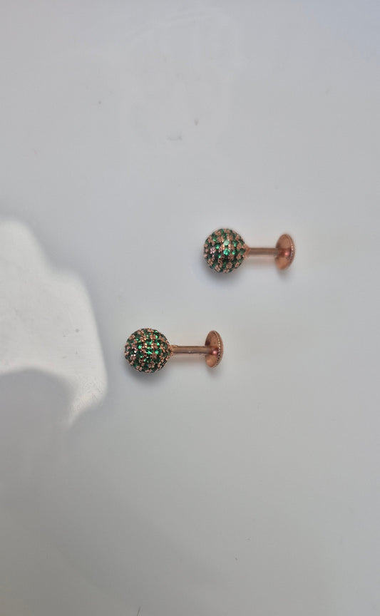 Green ball stud