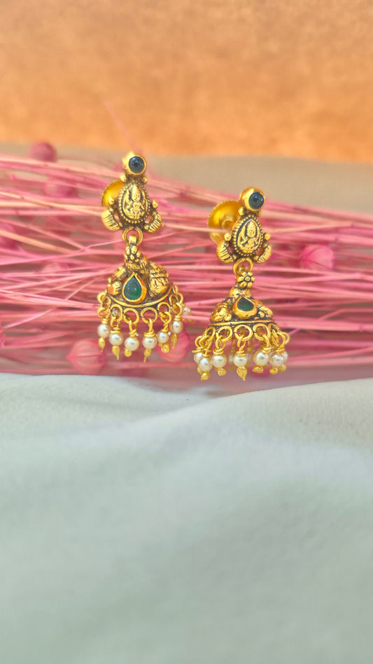 Nagas Jumka with pearls drop