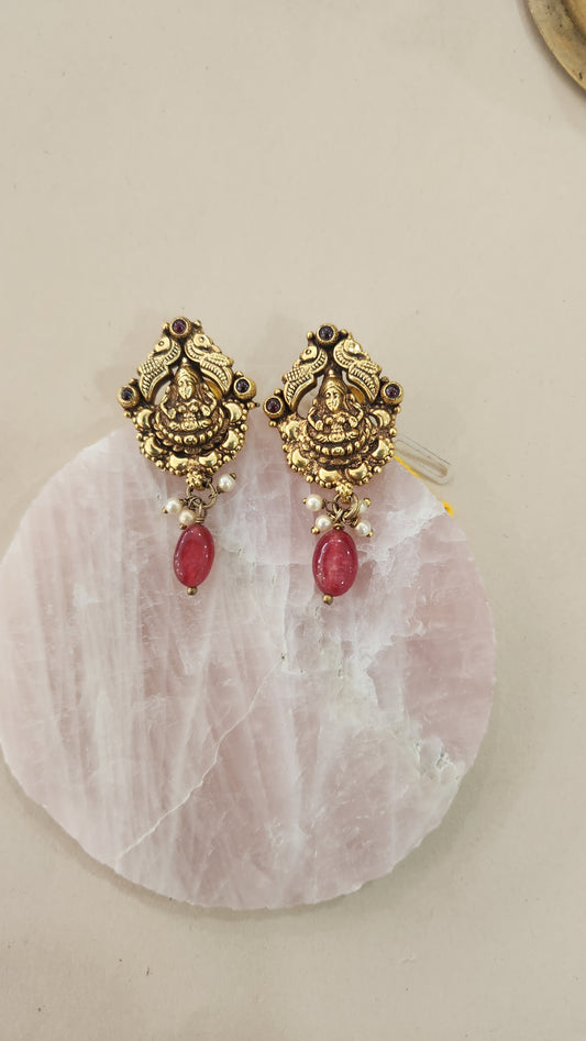 Laxmi Nagas studs