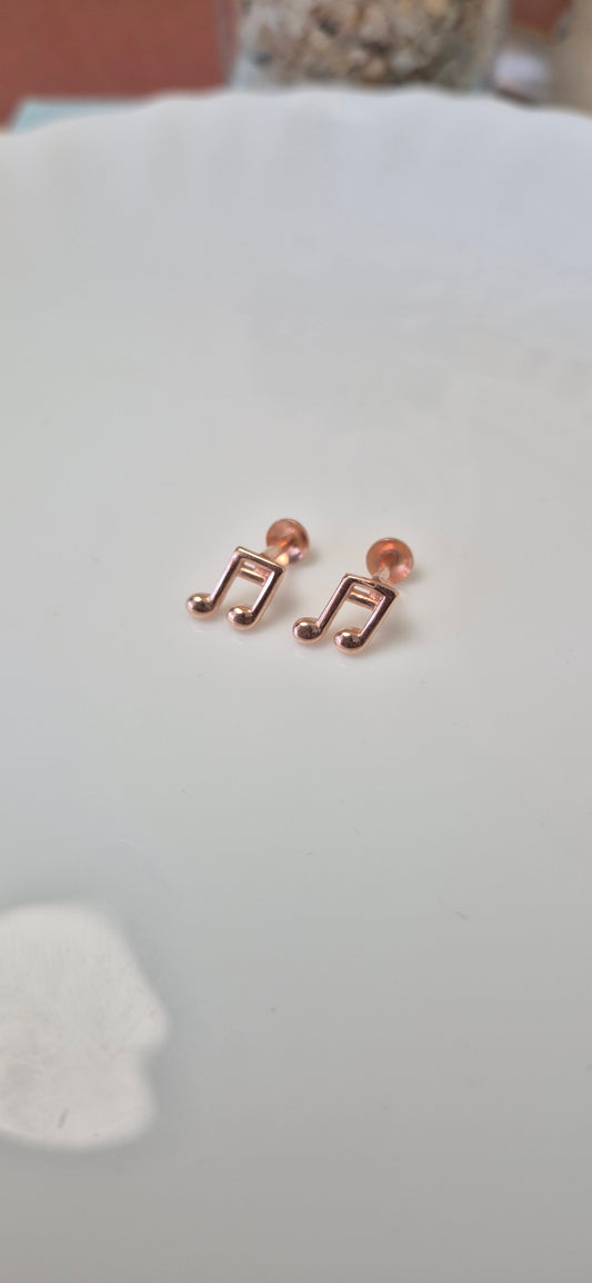 Musical note stud