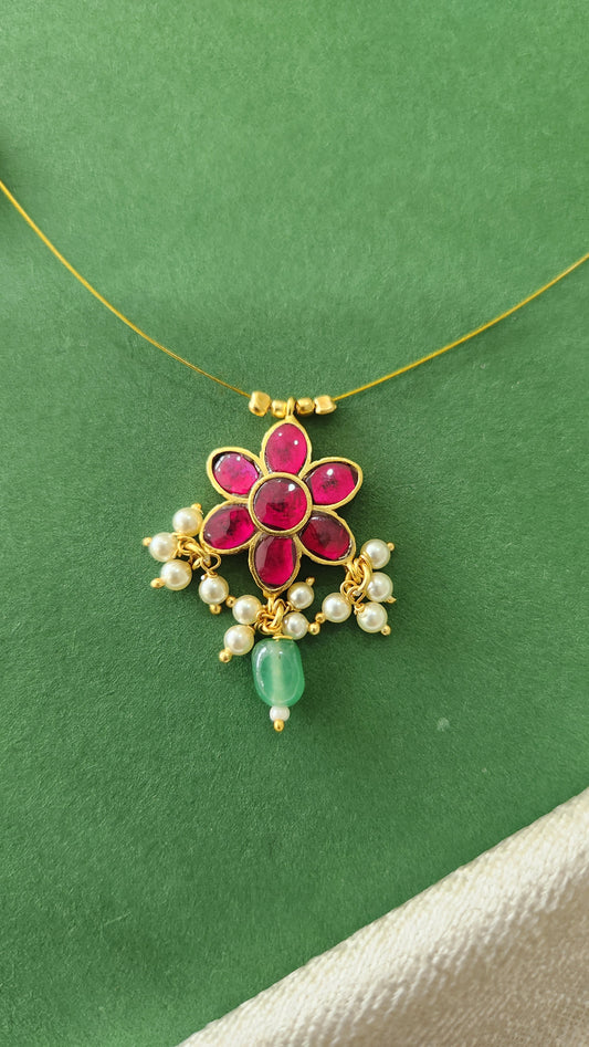 Invisible kundan chains