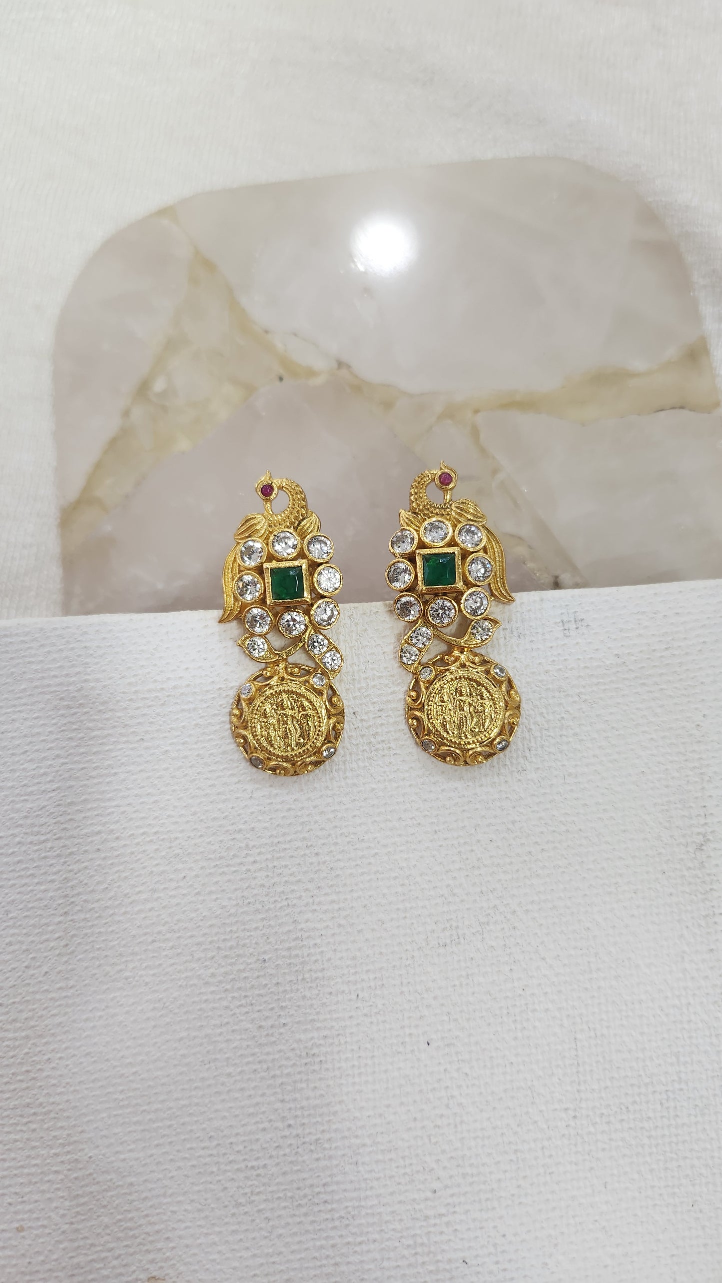 Kasu stone stud Earrings