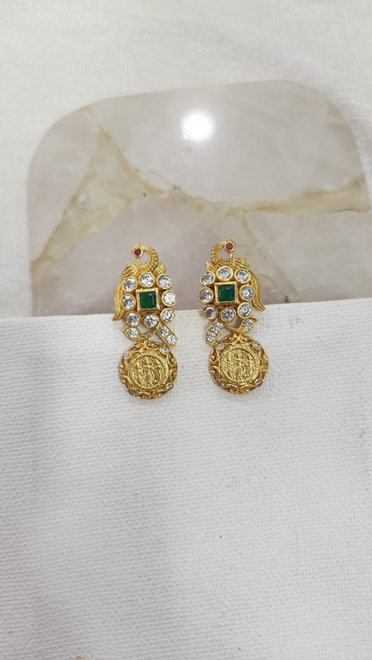 Kasu stone stud Earrings