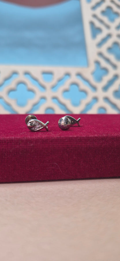 Stone Fish studs