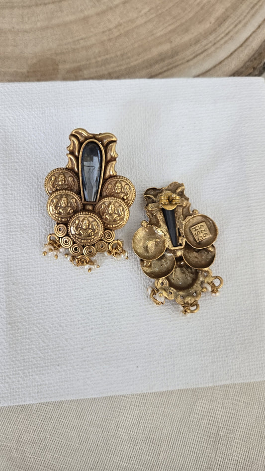 Contemporary Kasu Coin Studs