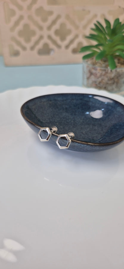 Hexagon stud