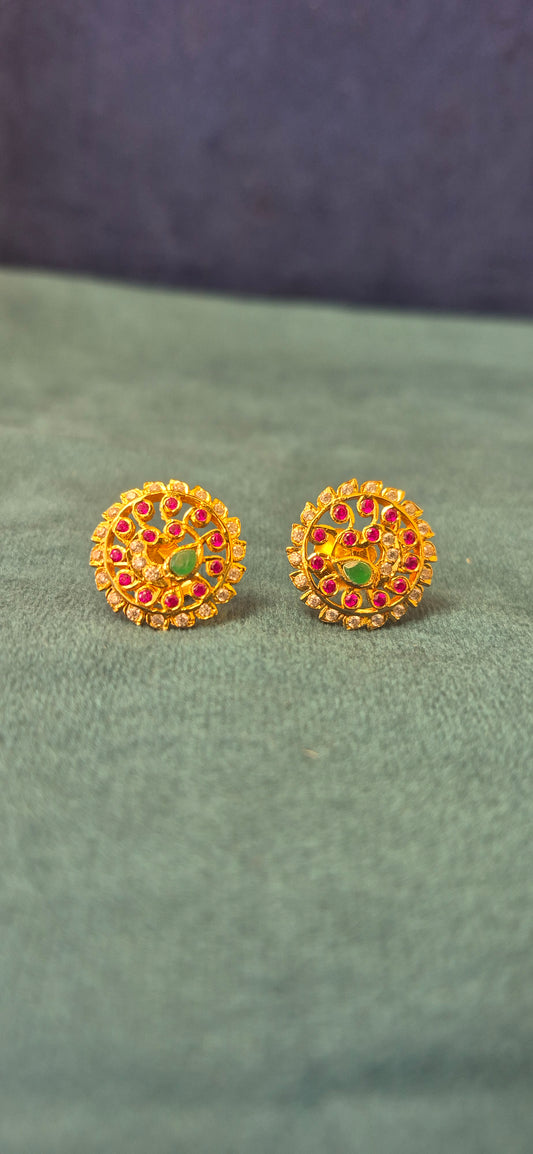 Close setting Studs