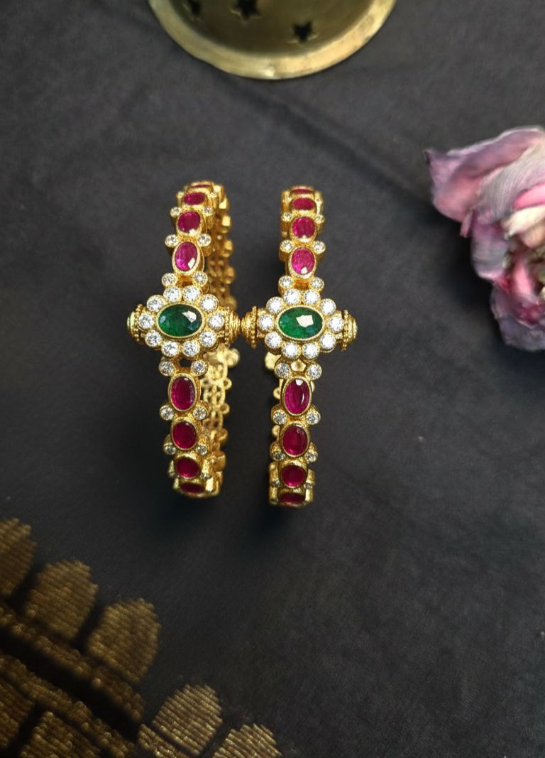 Red Kempu Kada bangle single
