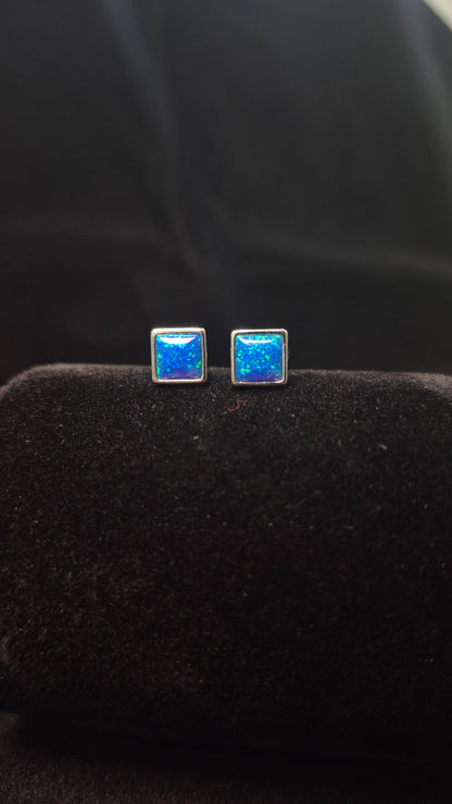 Purple green flash stone helix stud