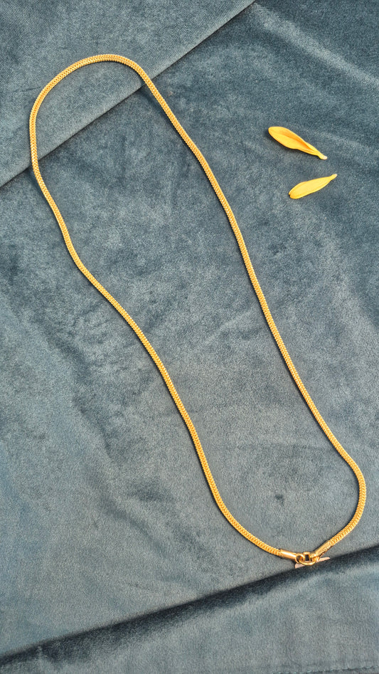 Plain chain