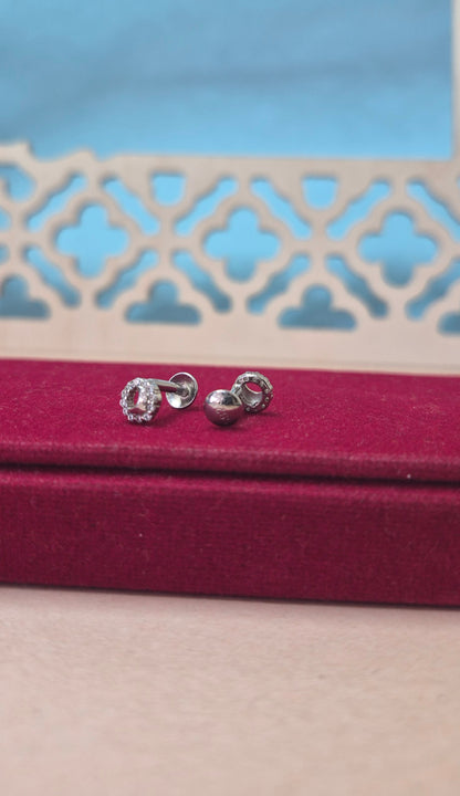 Cz stud