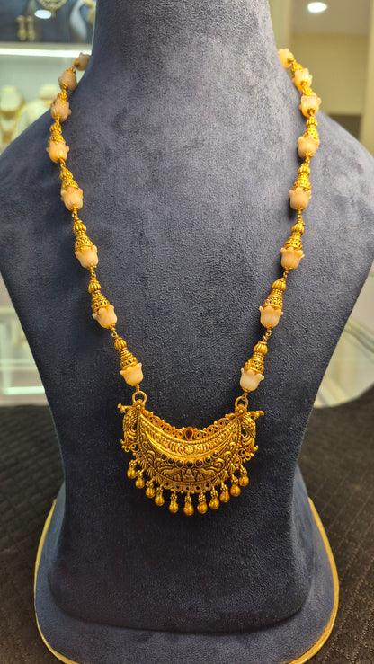 Coorgi styled tulip beads mala