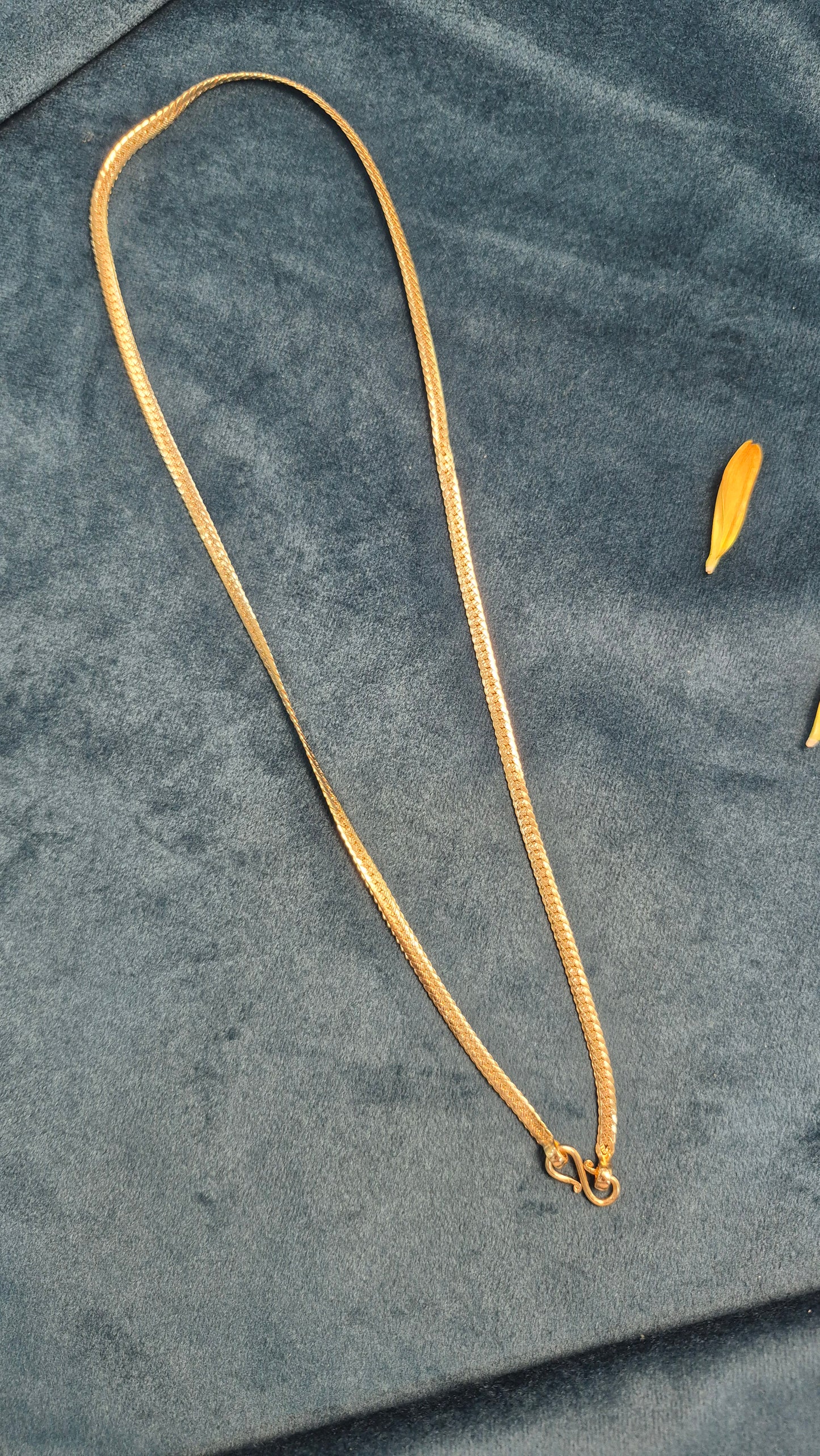 Flat cutting chain