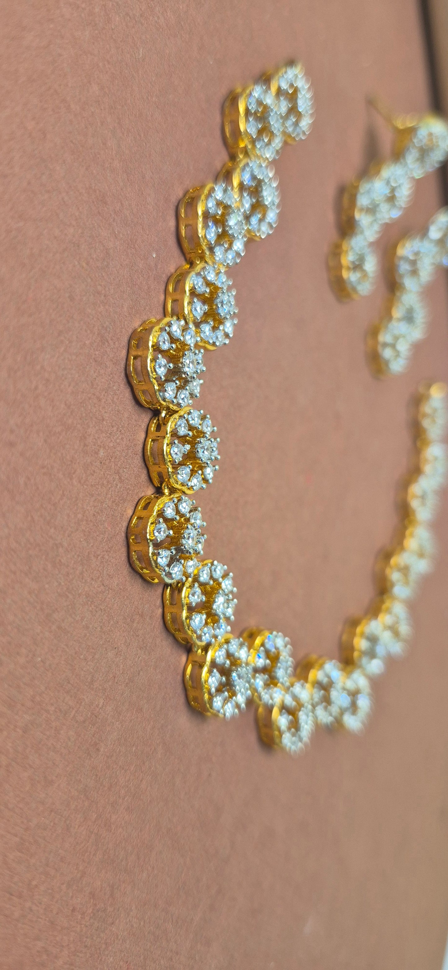 Zircon stone necklace