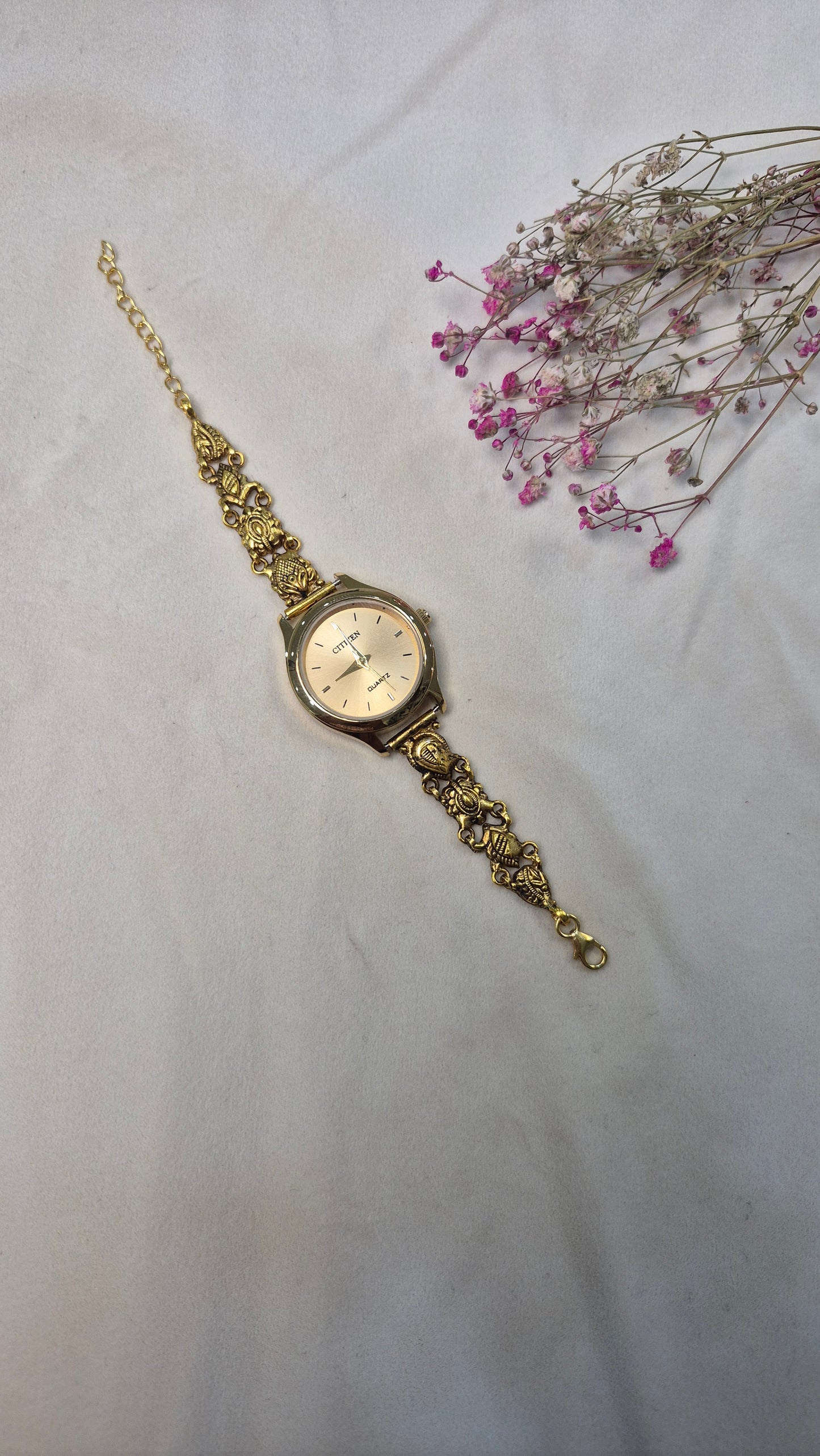 Minimal silver watch gold dial