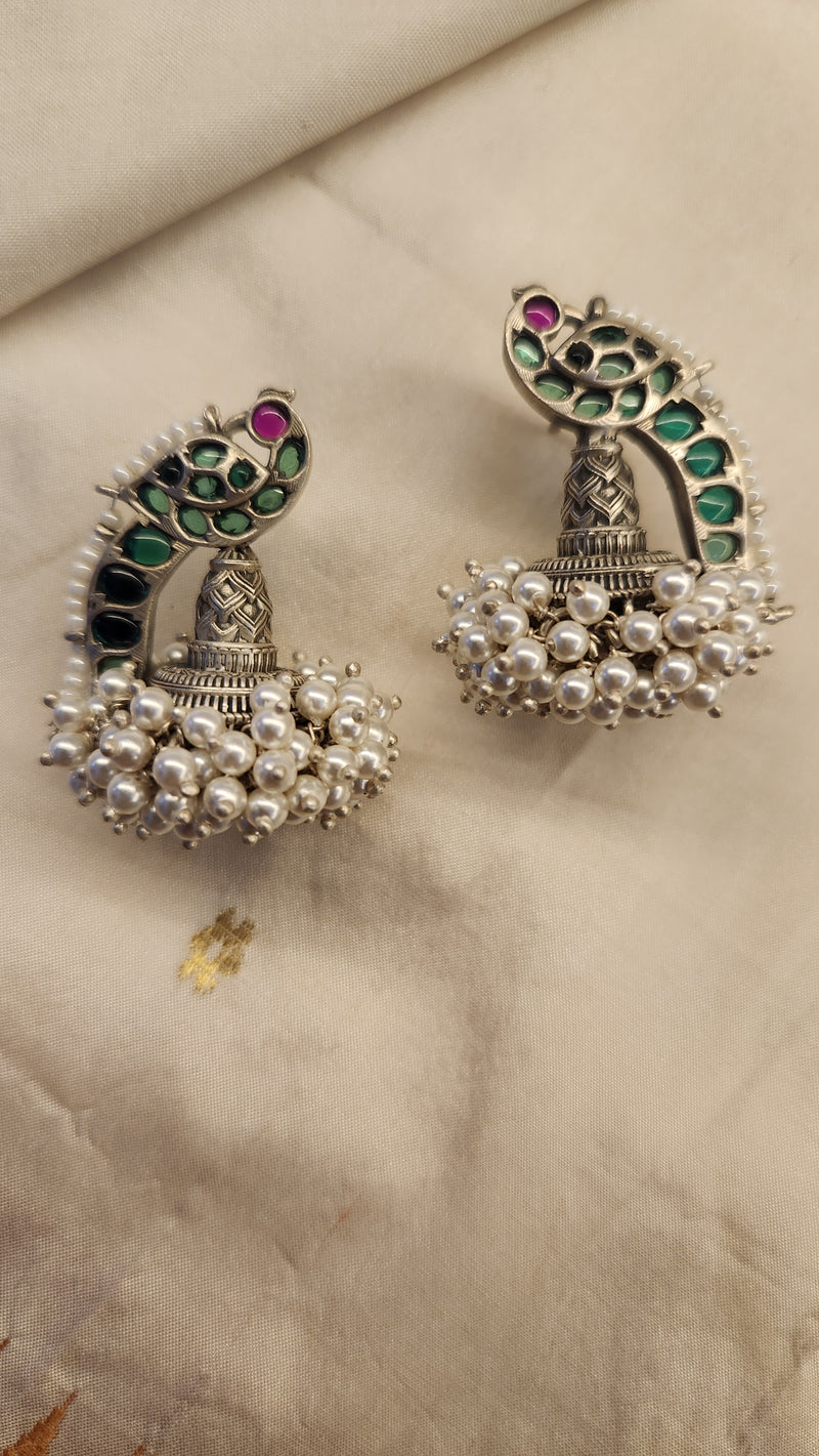 Peacock pearls silver fusion earrings