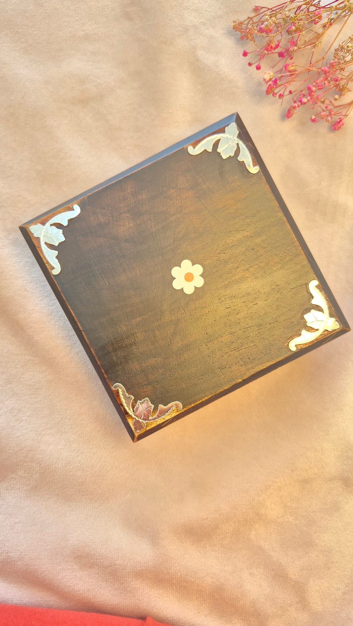 Square  Rosewood  petakam