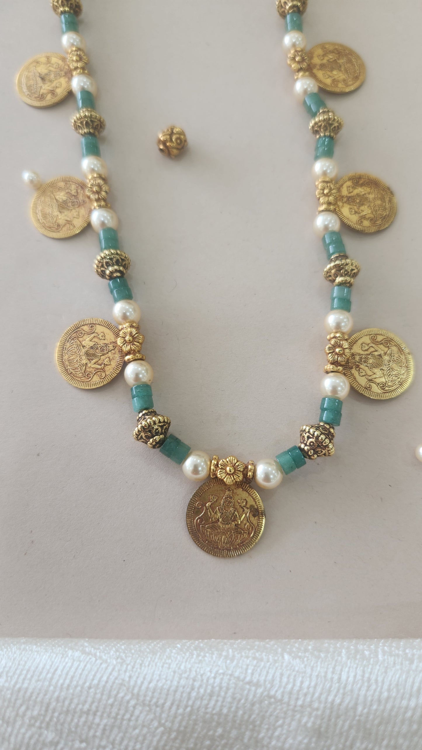 Beads kasu Haram
