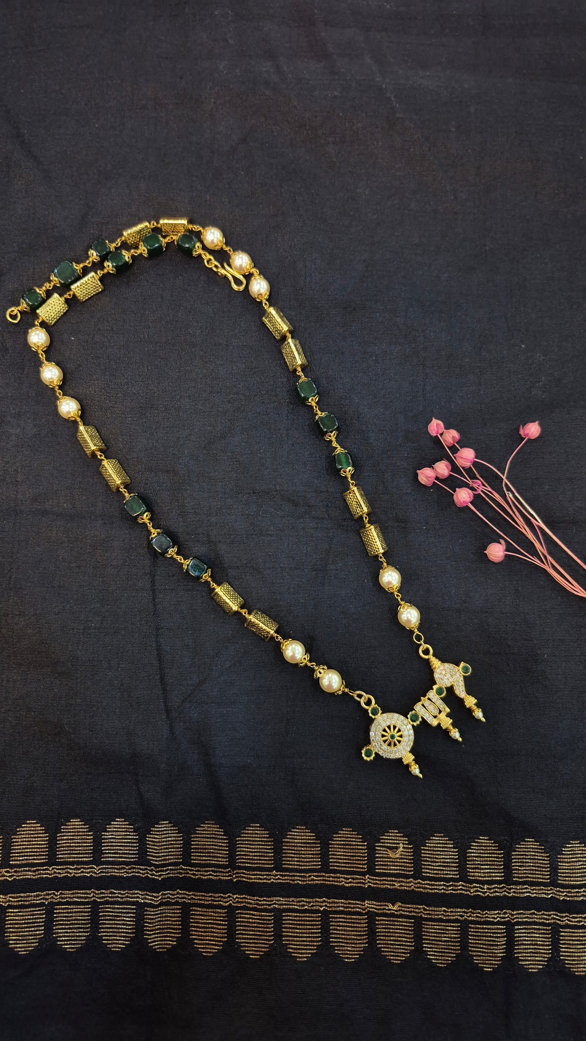 Sanku chakra chain with Green beads and pearls