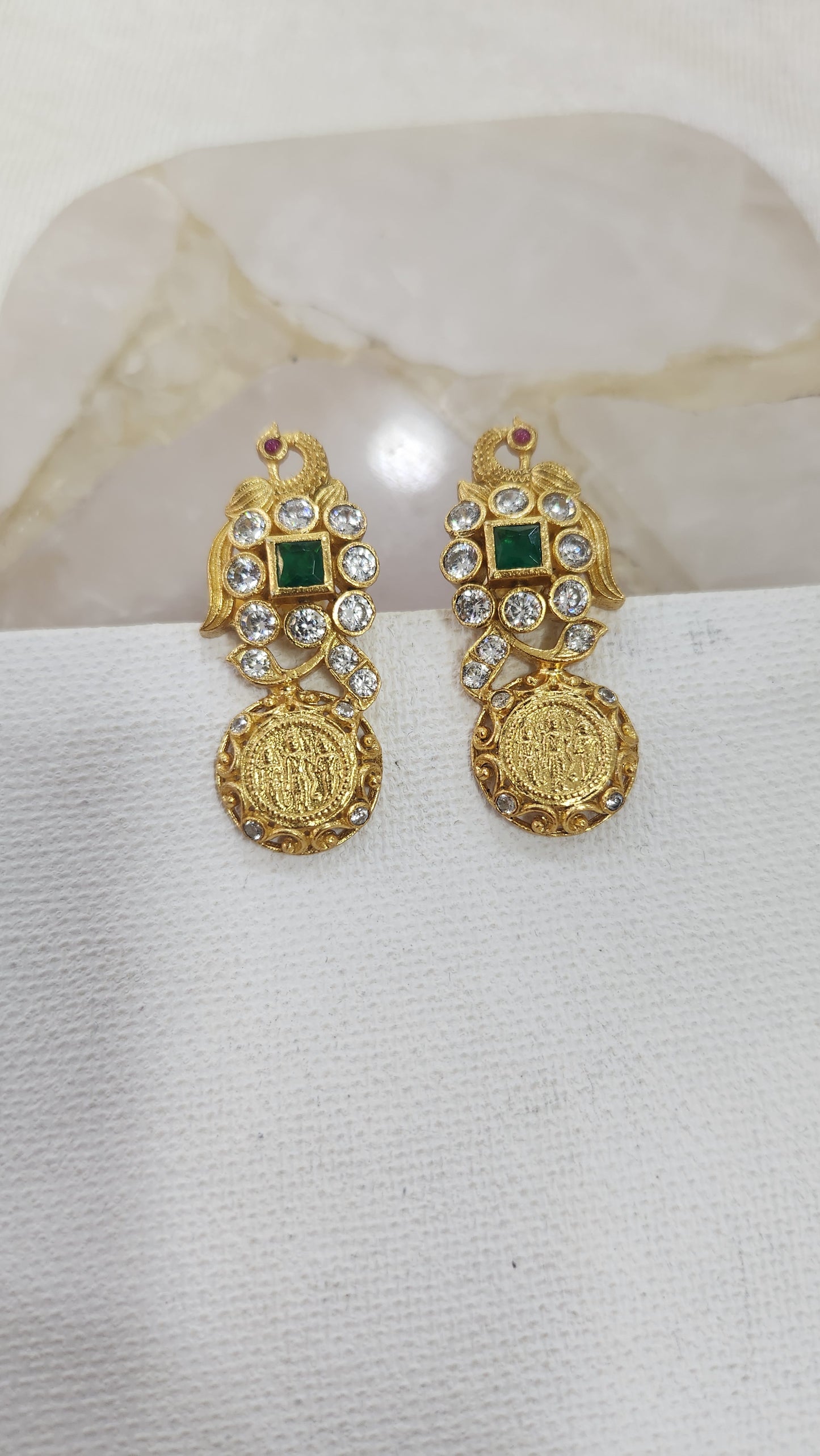 Kasu stone stud Earrings