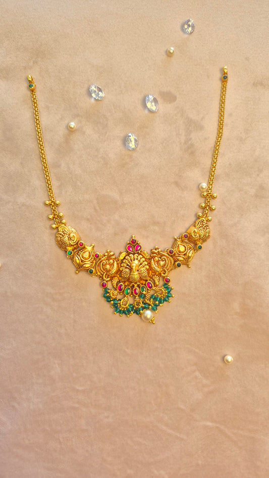 Peacock nakas short necklace