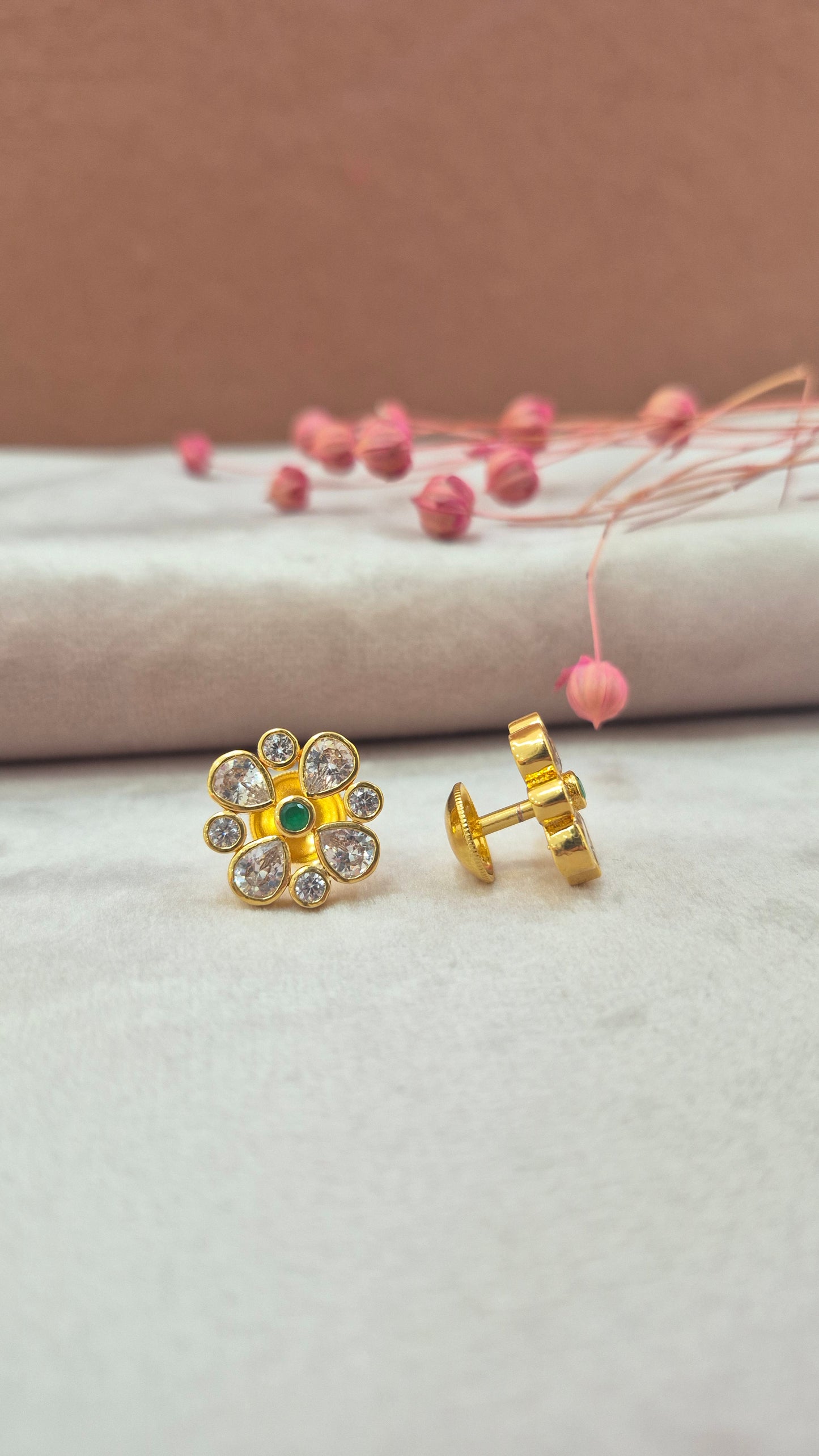 Green CZ stone Stud