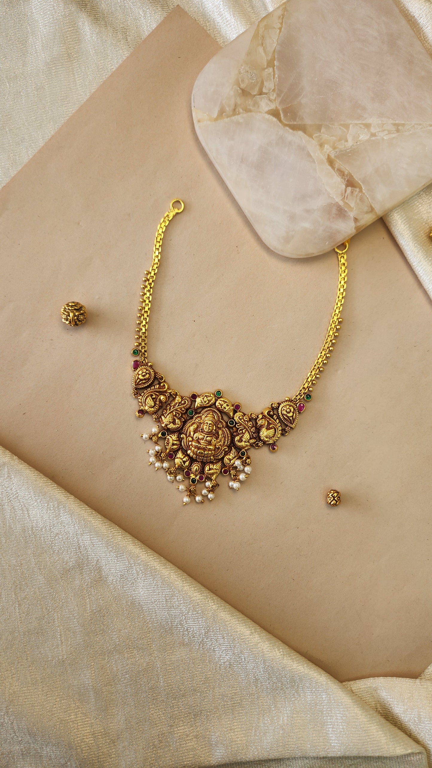 Short Lakshmi Necklace with pearls drops