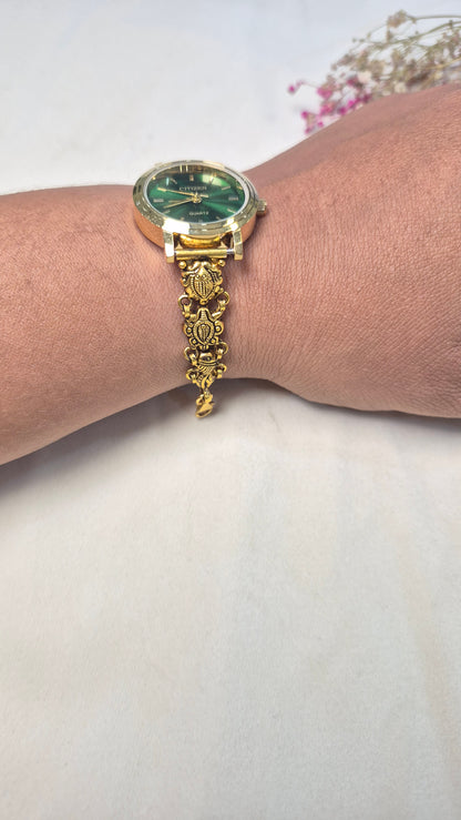 Minimal silver watch green dial