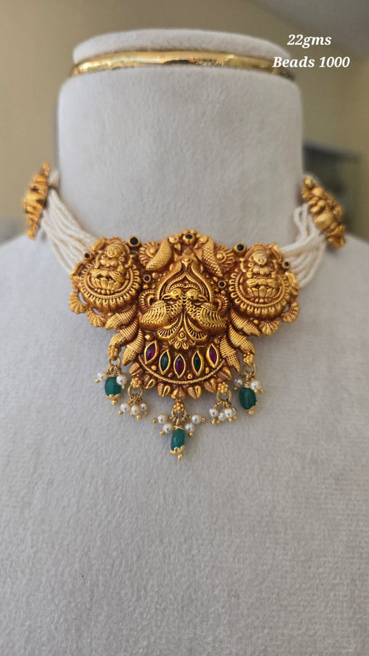 Pearls Chocker necklace with Nagas pendant