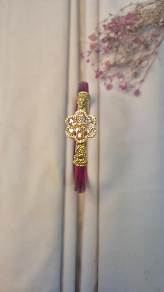 12 colour Nakas Mogappu bangle with white stones