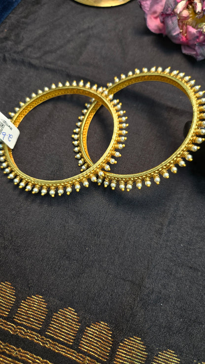Pearl bangles