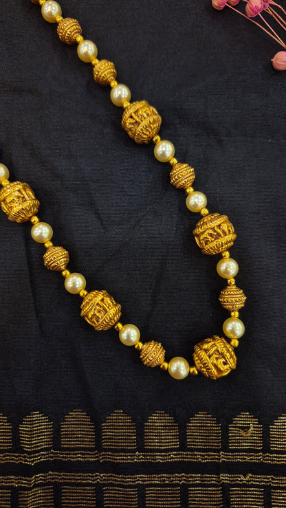 Pearls mala with silver balls