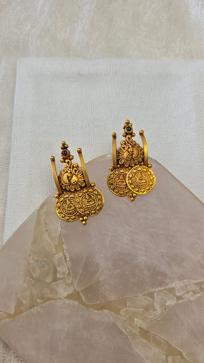 Kasu Nagas Stud Earrings