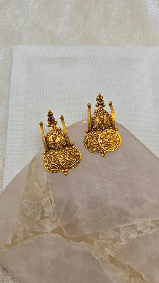 Kasu Nagas Stud Earrings