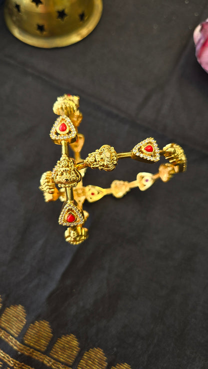 Coral and Laxmi triangle motifs Bangle