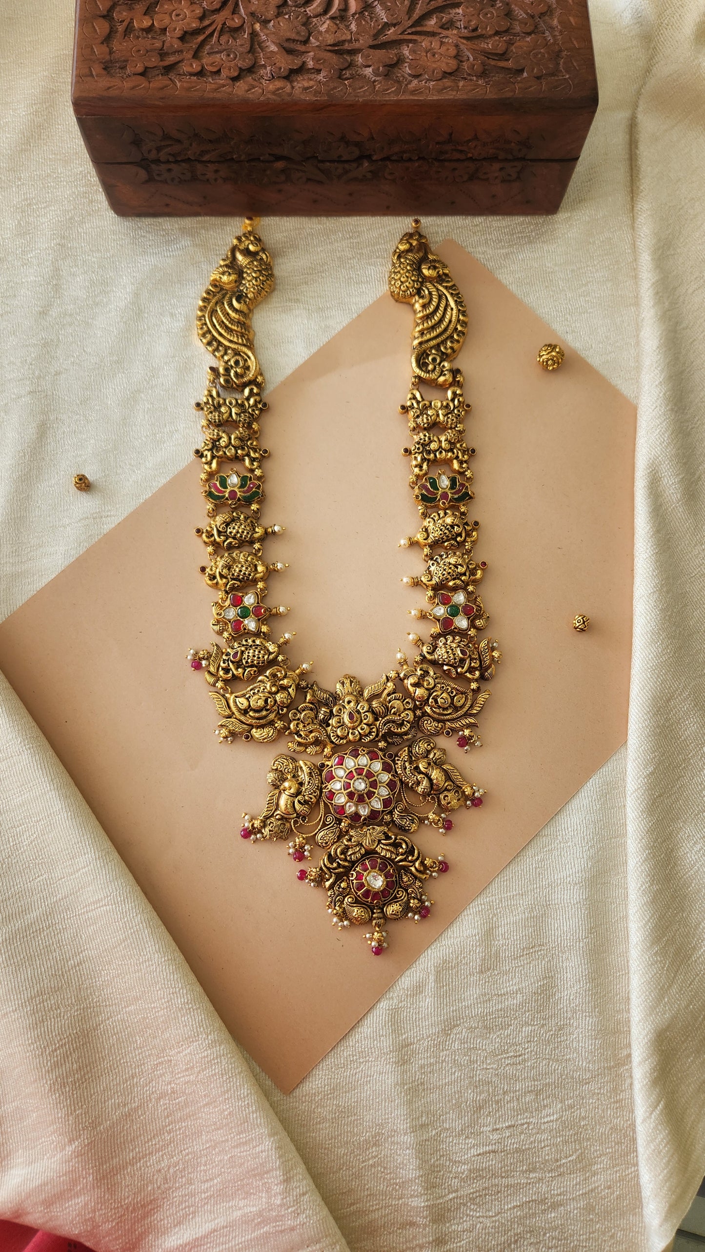 Deep Nakas Kundan Haram