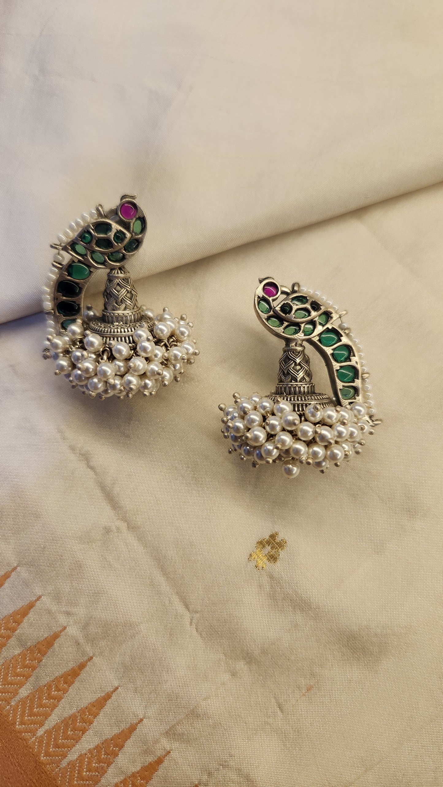 Peacock pearls silver fusion earrings