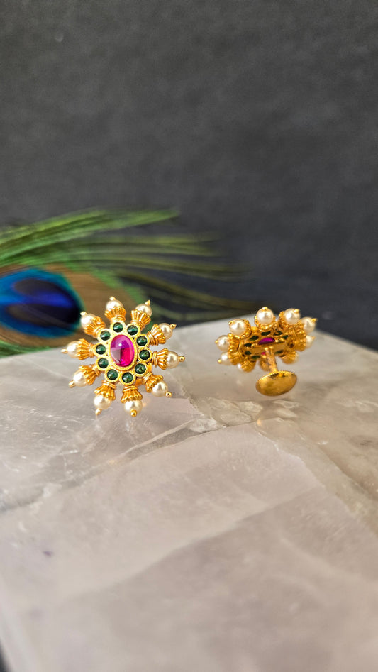 Pearl and kundan Stud Earrings