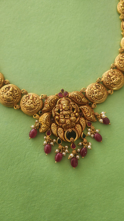 Nakas Necklace