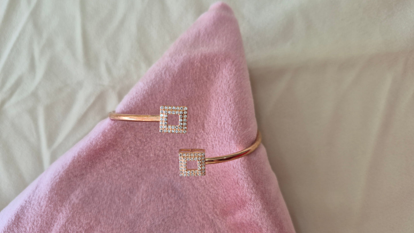 Square kada