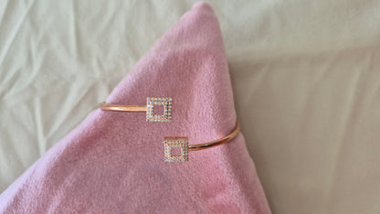 Square kada