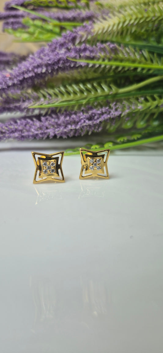 Geo square stud