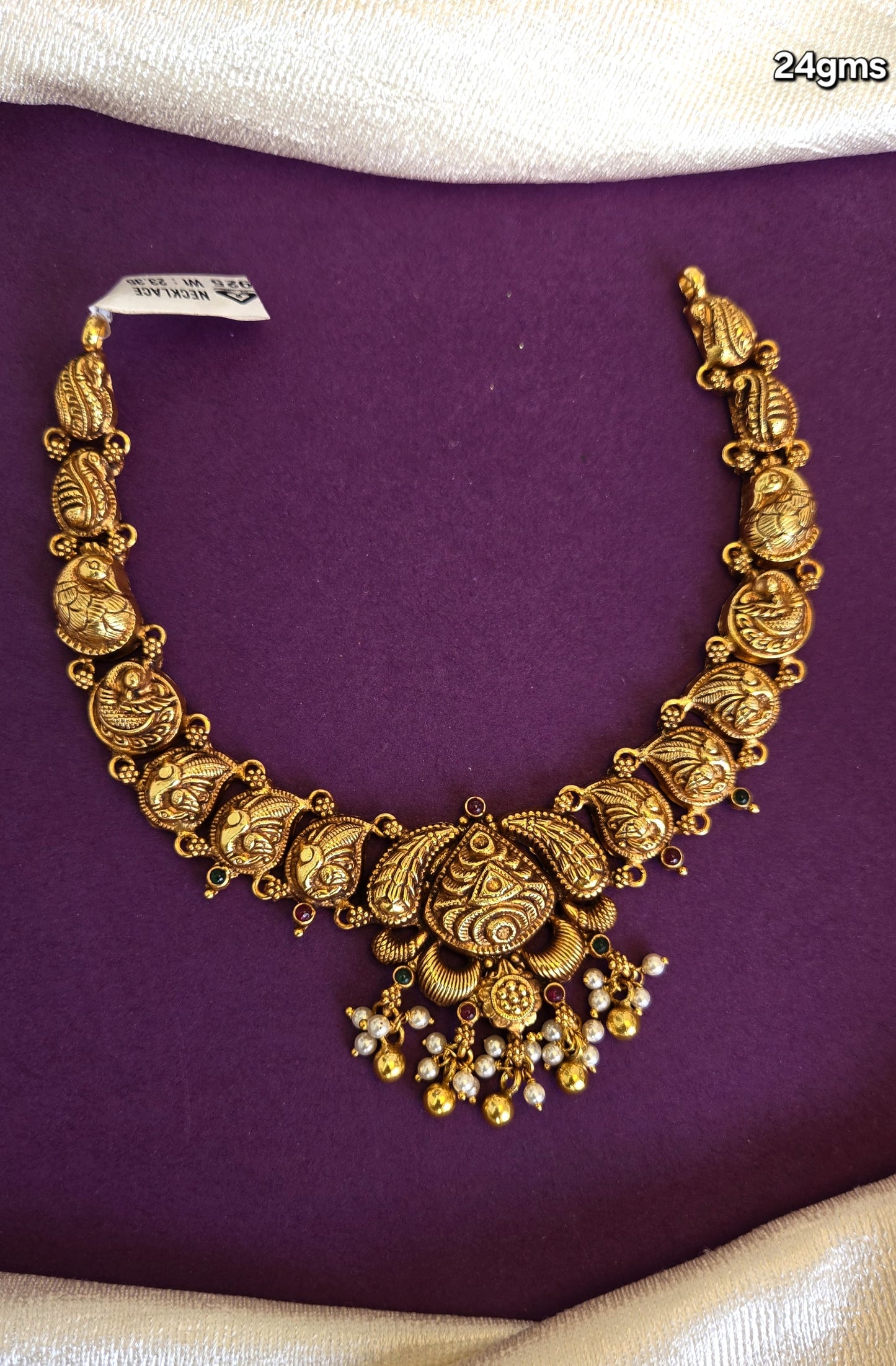 Nagas Necklace with pearls drops