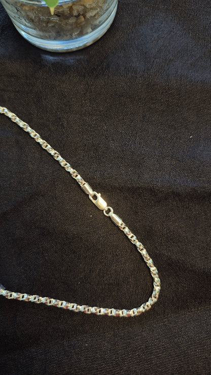 Twisted box  minimal anklets