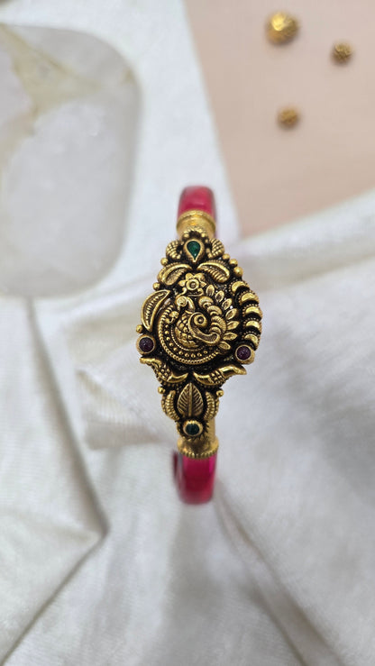 Pink bangle Nagas mogappu